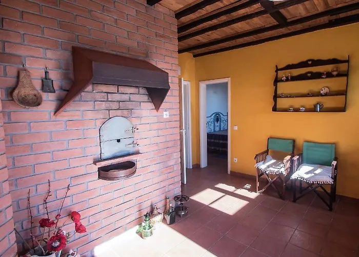 Casa Na Floresta * 菲盖拉-达福什